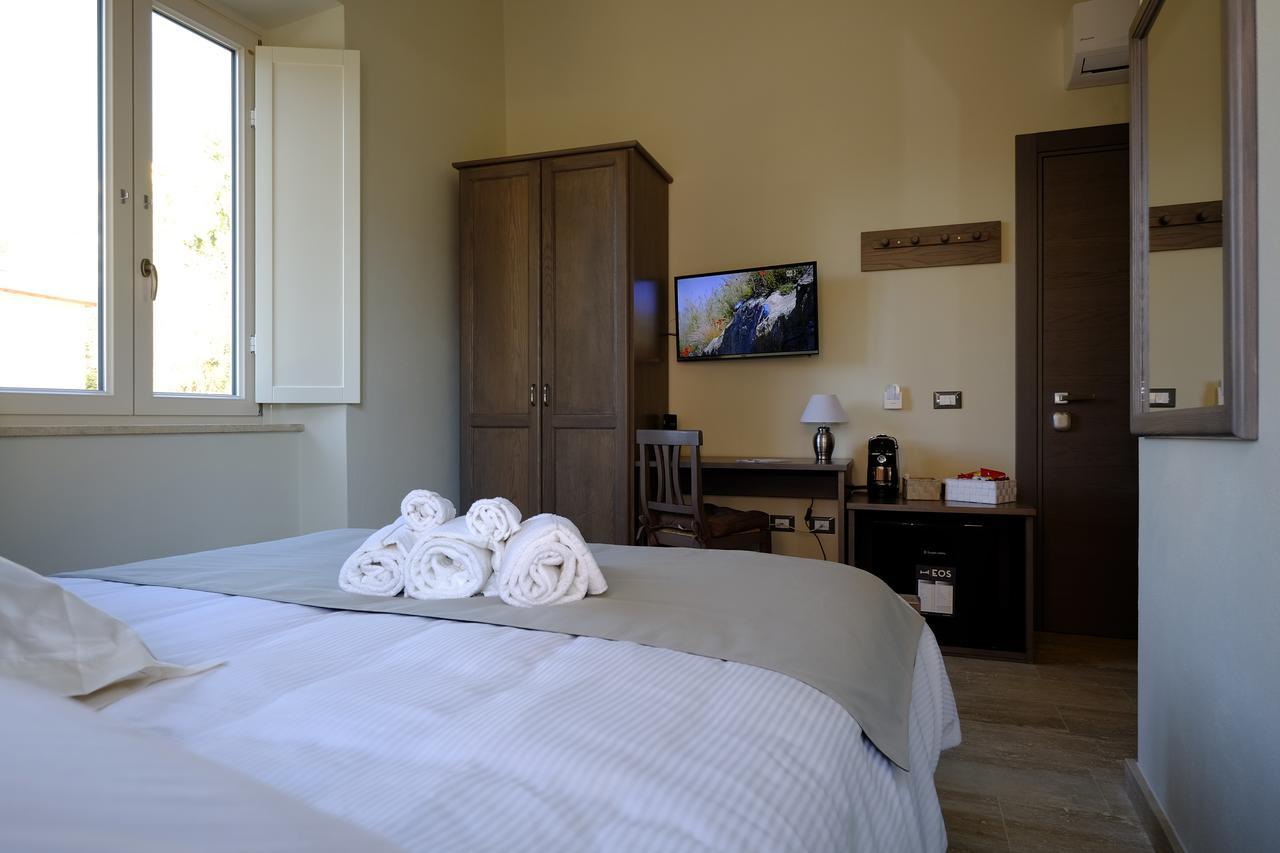 Eos Room And Breakfast Iglesias Exterior photo